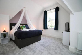 Chic 3-Bed Stay Near Cardiff’s Top Sights
